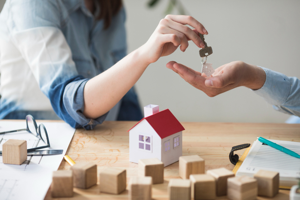 Acheter un bien immobilier via une SCI : Points clés et avantages